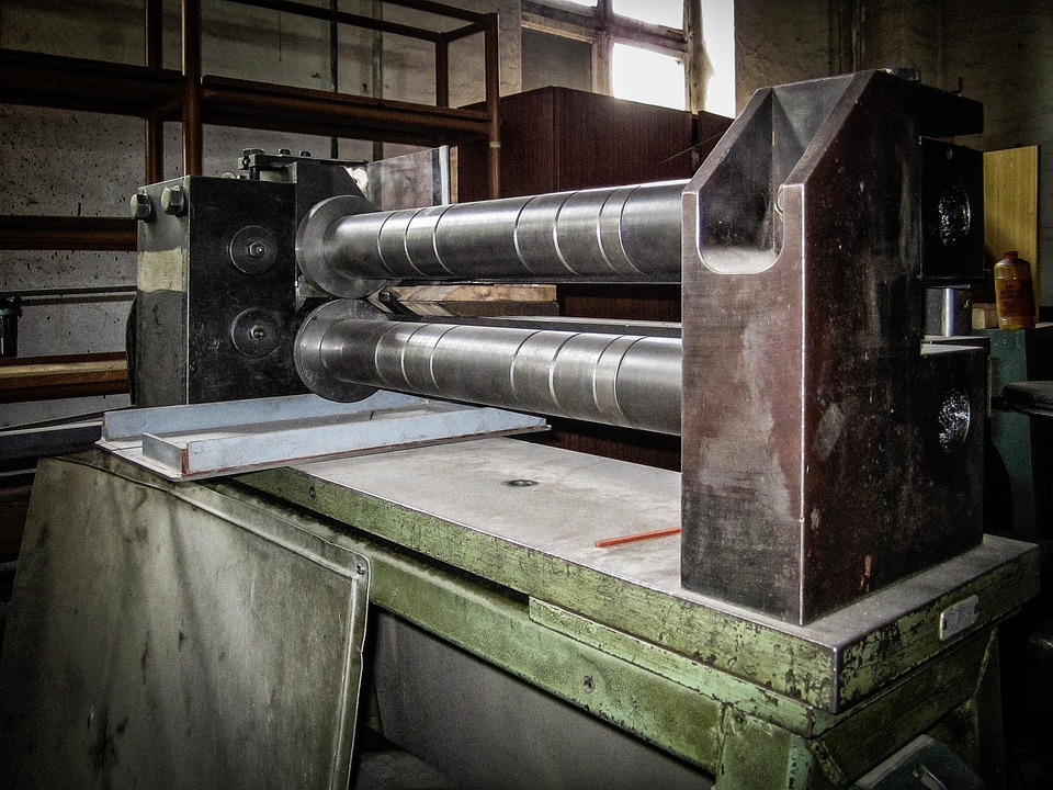 Explorar la precisión y velocidad de las máquinas de ensayo de aleaciones XRF