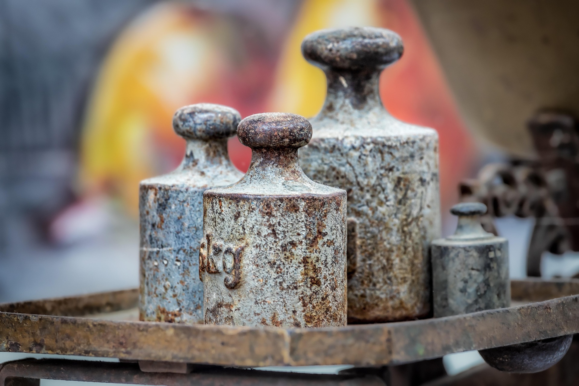 Handheld vs. Benchtop XRF Spectrometers: A Guide for Lab and Field Use (en inglés)